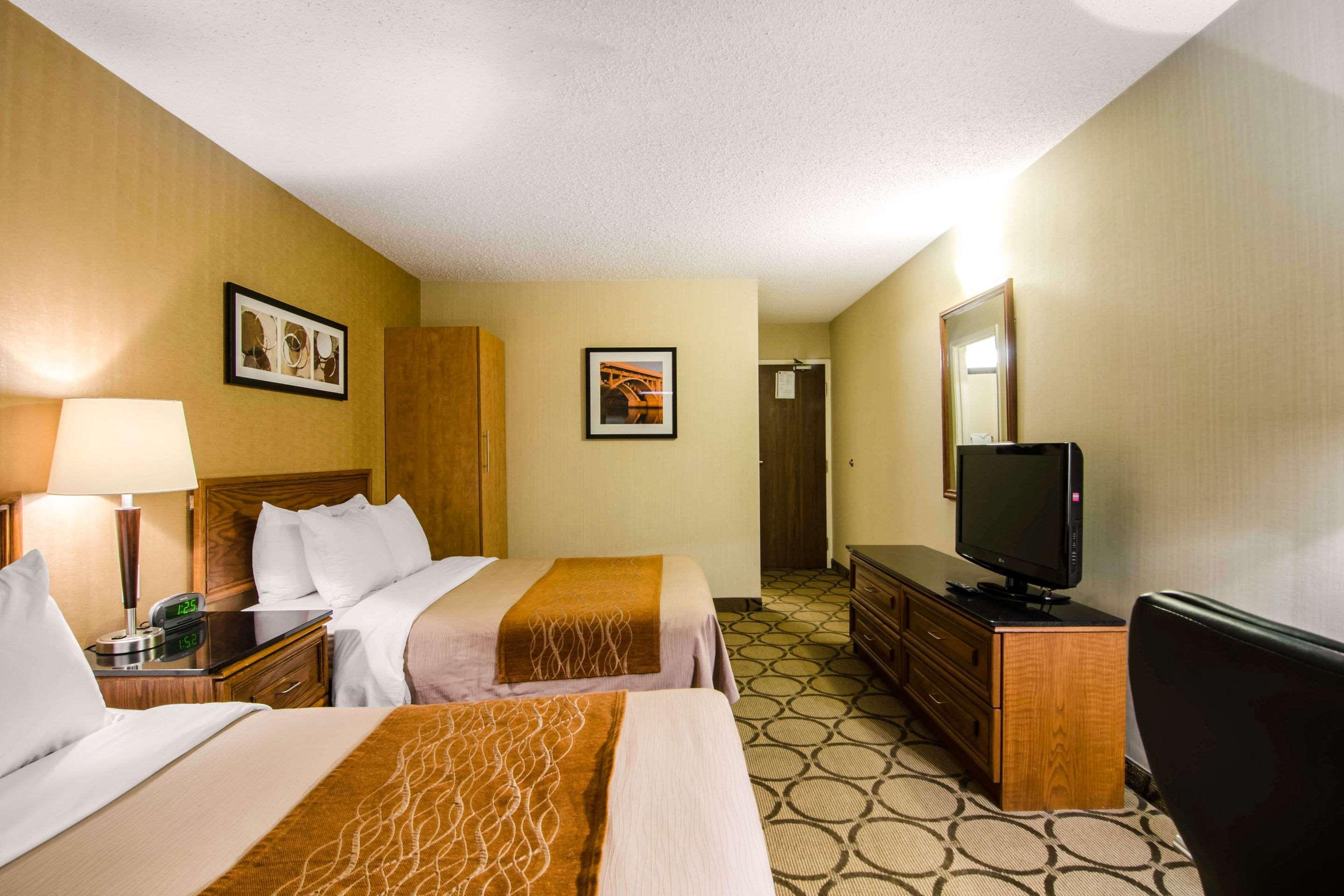 Comfort Inn Kenora Bagian luar foto