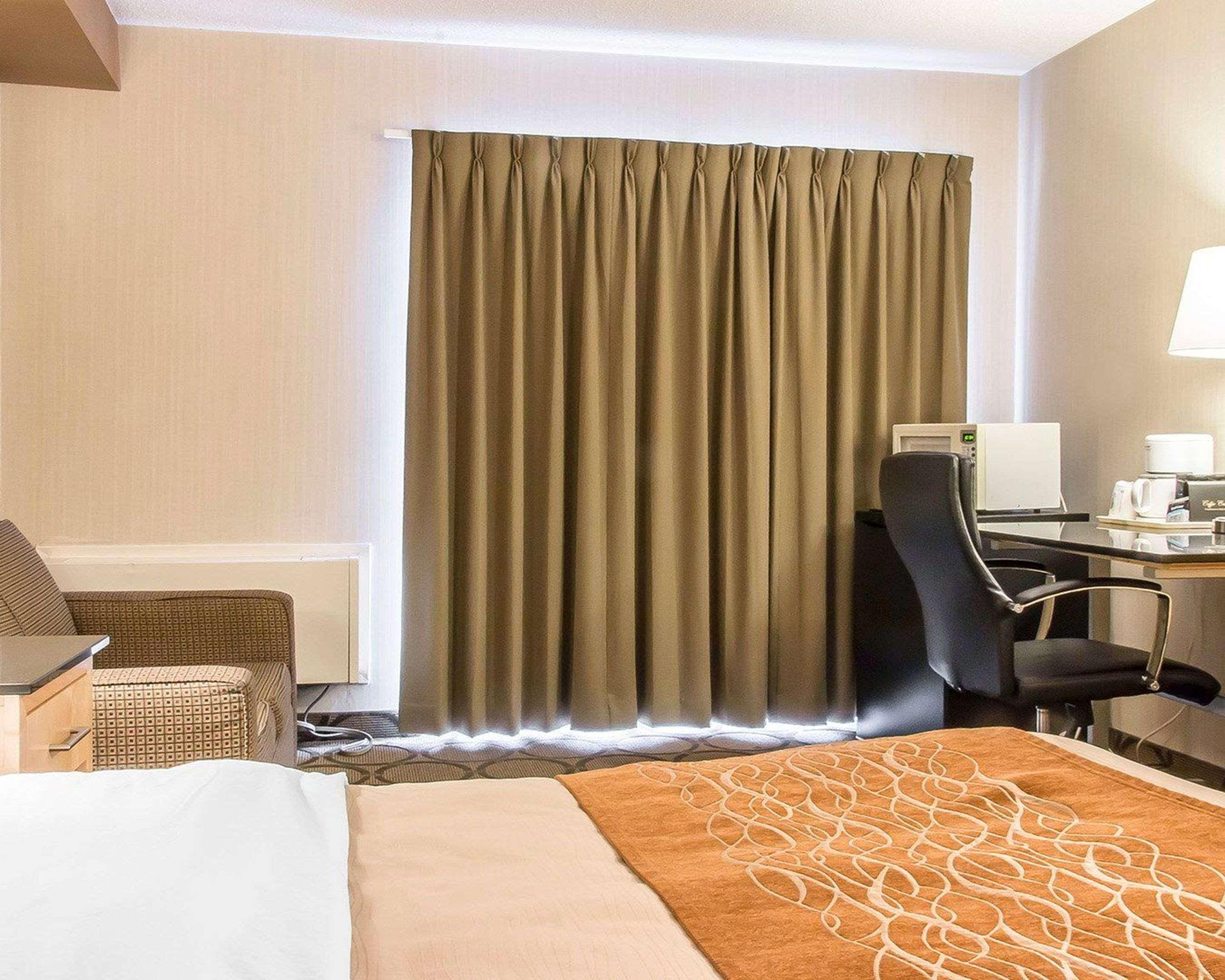 Comfort Inn Kenora Bagian luar foto