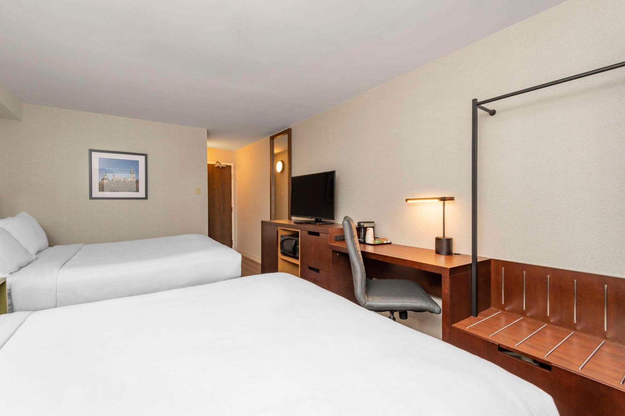 Comfort Inn Kenora Bagian luar foto