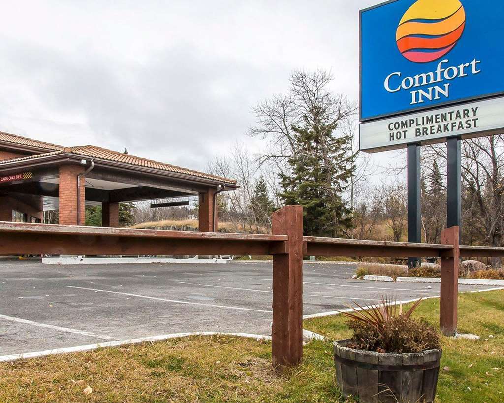 Comfort Inn Kenora Bagian luar foto